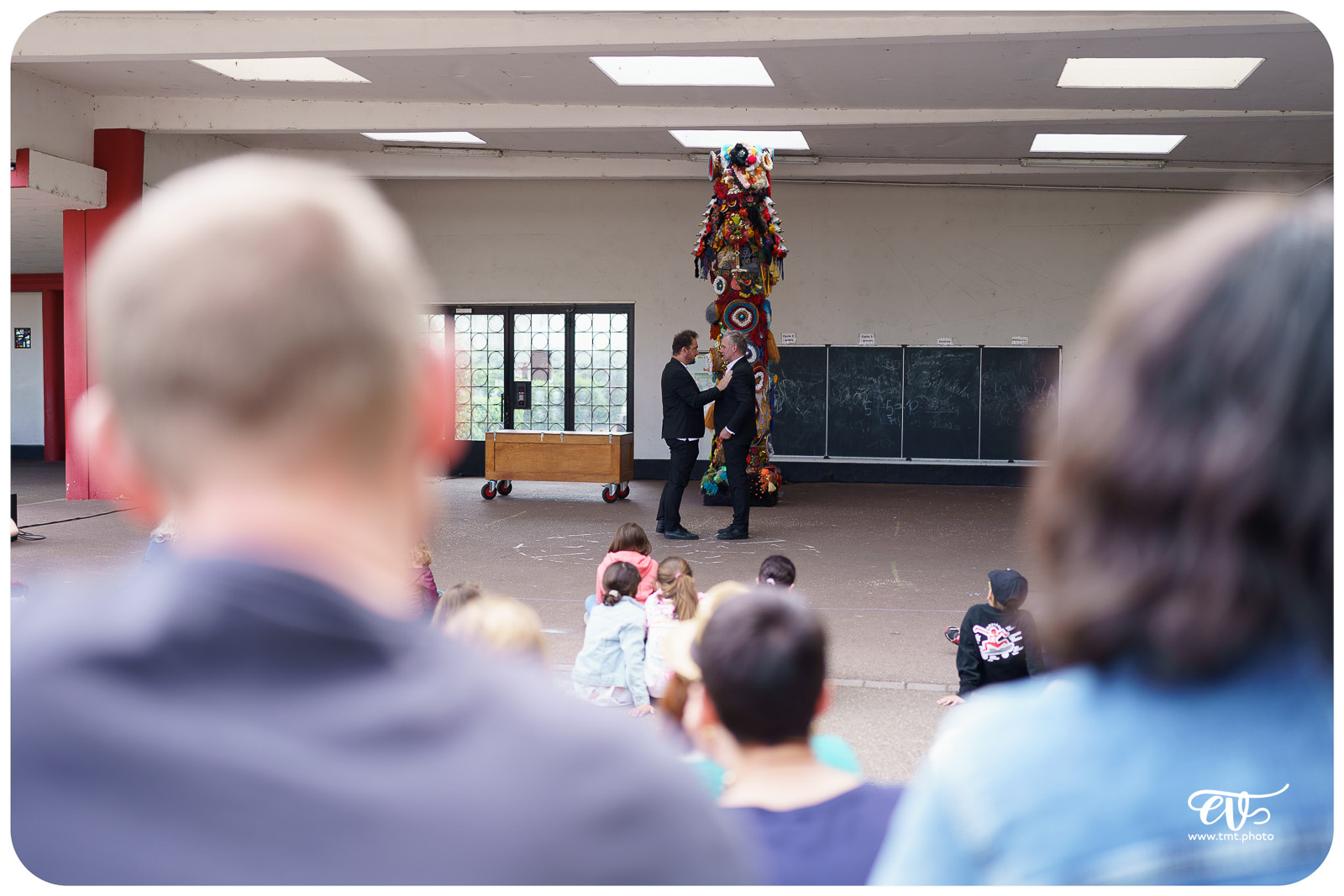 COWBOY OU INDIEN (GROUPE DEJA)